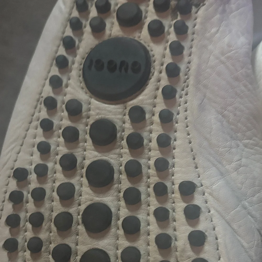 Gucci (Authentic) White Leather Loafers